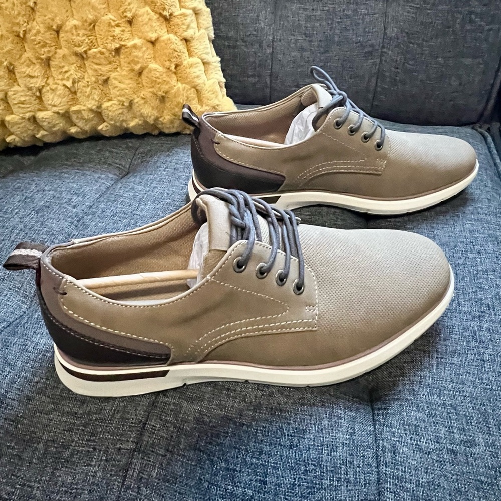 Men’s “artafact” brand casual shoes, size 9.5